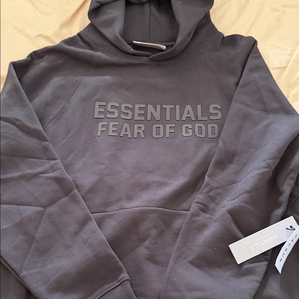 Fear of God Essentials Raglan Hoodie “off-black” NWT